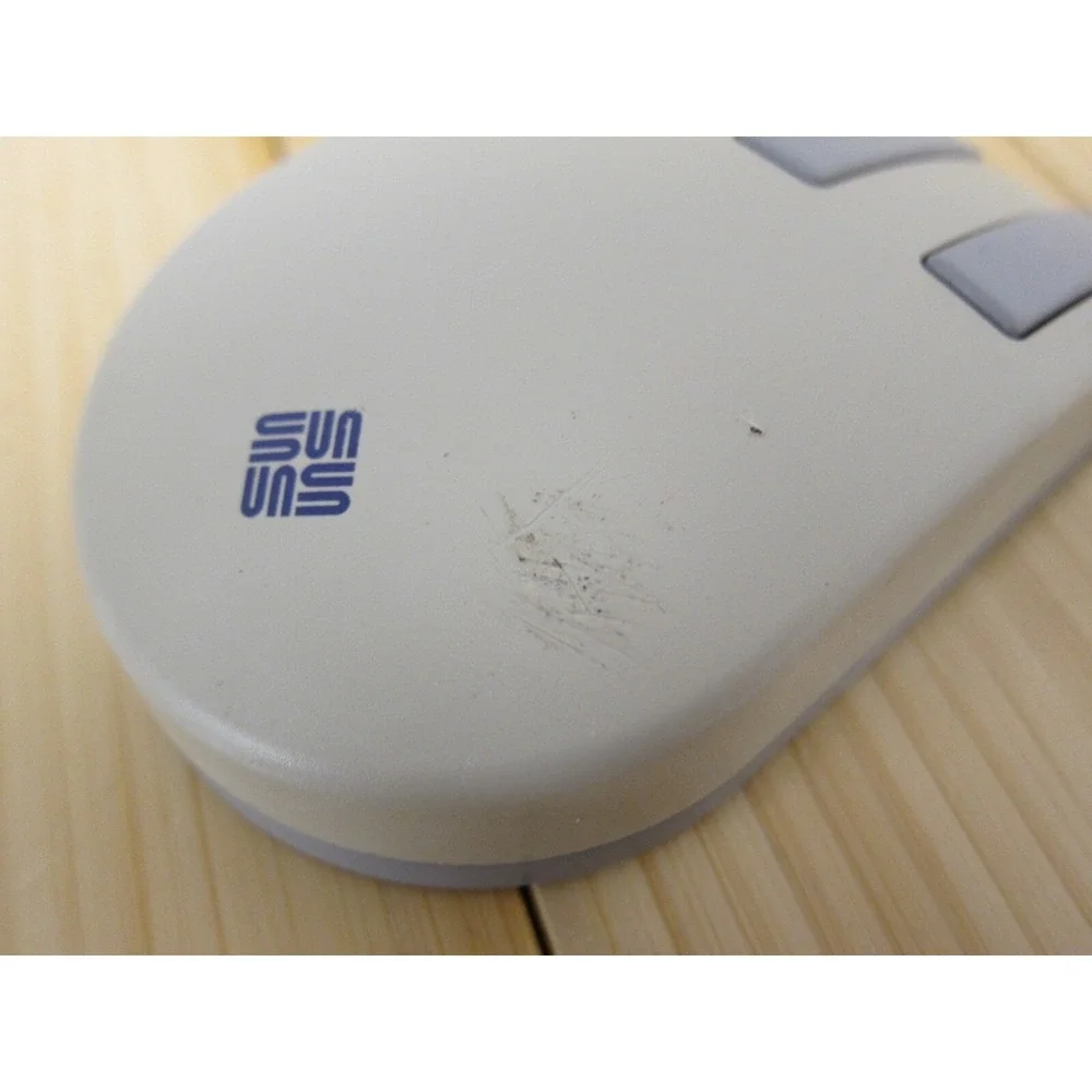 Sun Microsystems 370-1398 Type‎ 5 Three Button Optical Mouse (listing 5 of 5)
